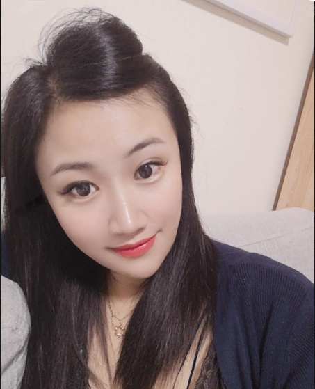 新下海的小少妇