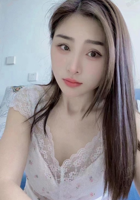 二七区服务型美女