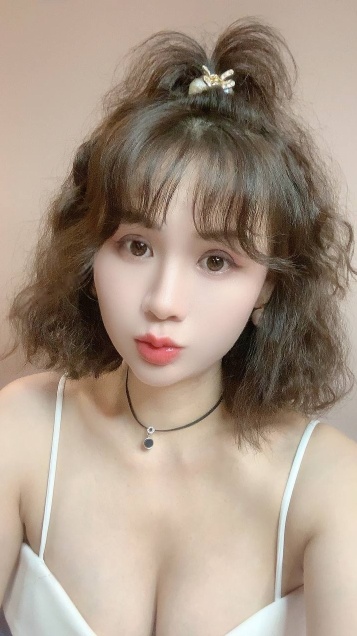 滨江温柔女仆老师