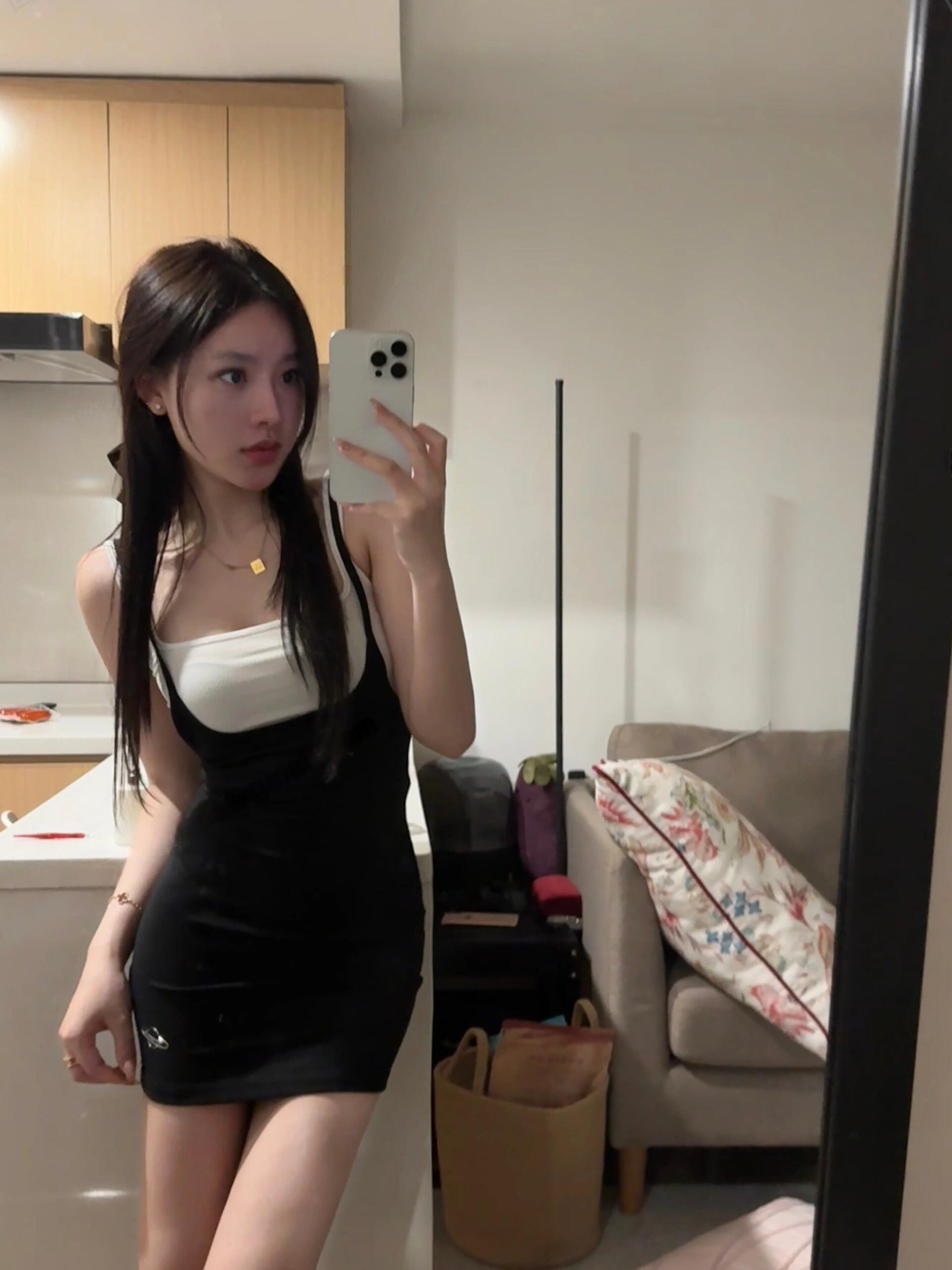 气质女大三学生