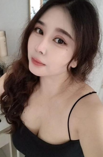 岛内少妇风韵犹存