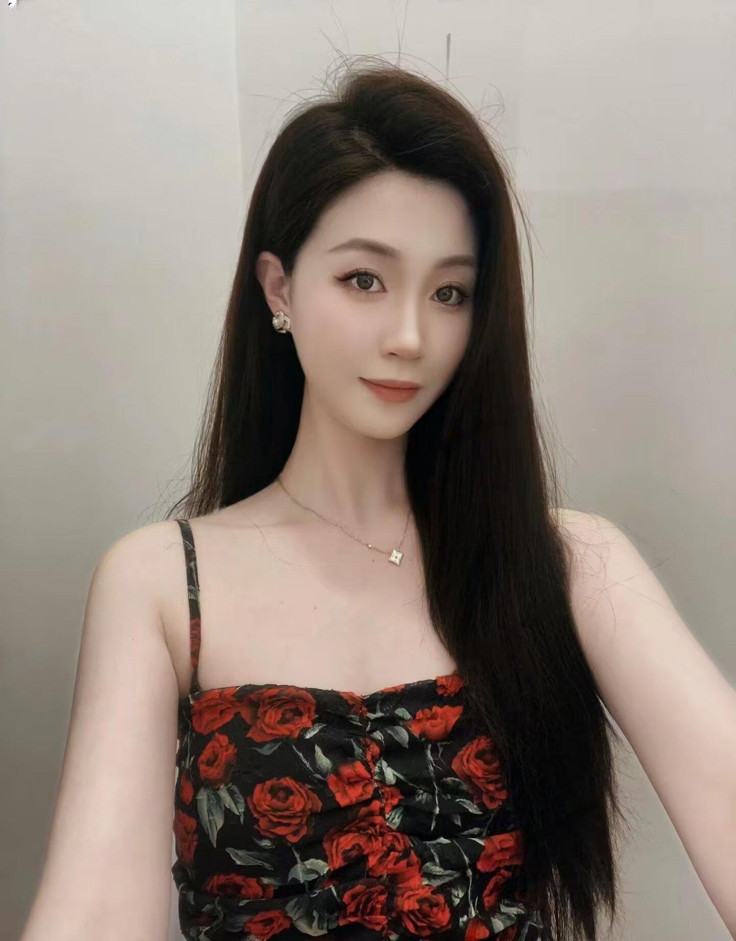 光谷风骚御姐