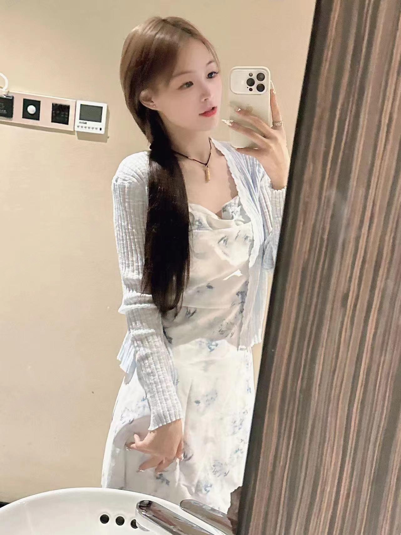 小雨闺蜜小虎牙