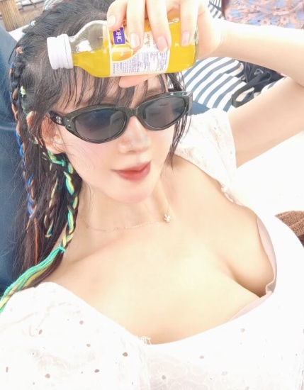 性感大奶瑜伽老师