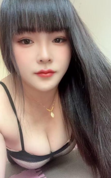 建邺万达广场少妇