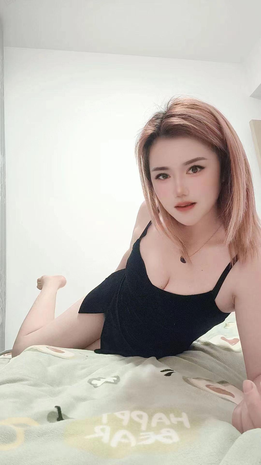 官渡大胸叶子姐姐