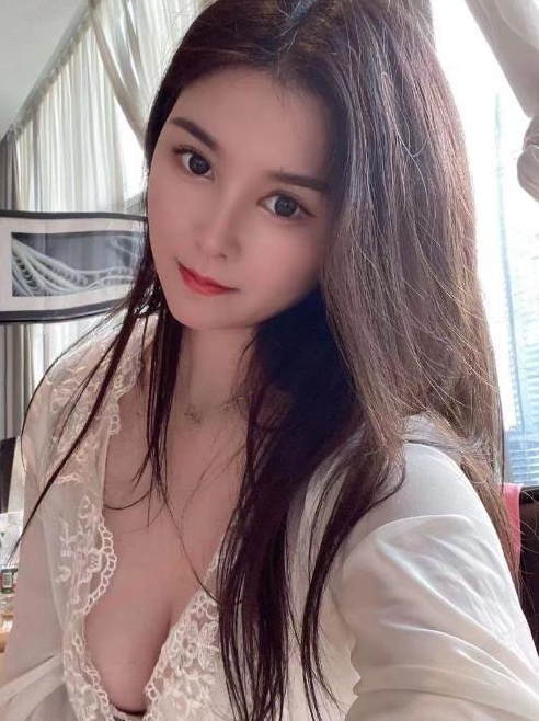 滨江风骚主动妹子