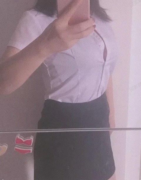 风骚恨天高少妇