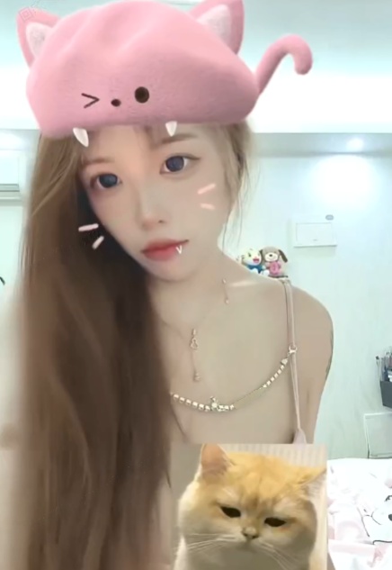 车站附近小美女