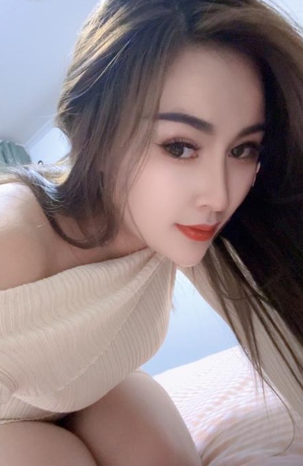 东莞蜜桃臀湘妹