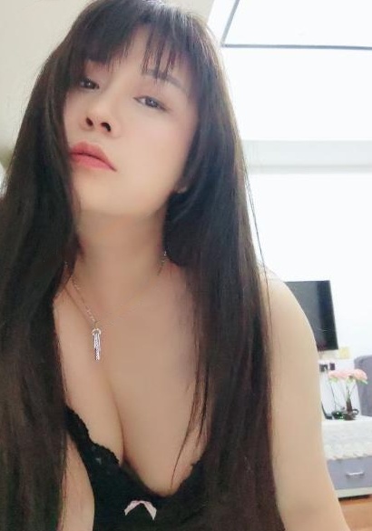 服务系制服少妇小梅