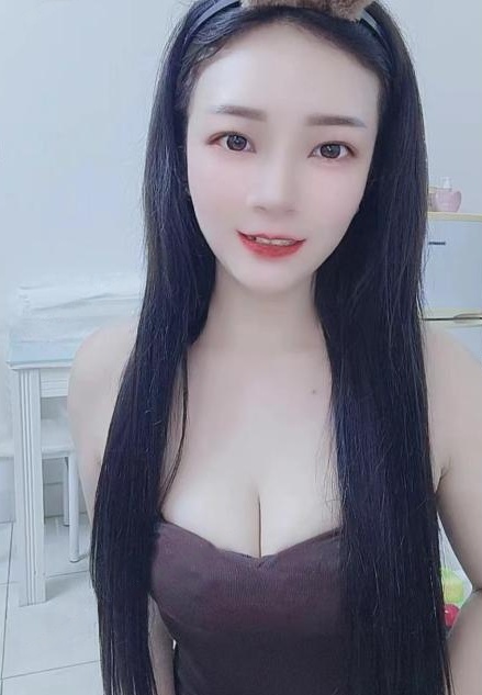 黑丝少妇九月