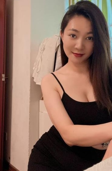 宝安大屁股少妇乐儿子