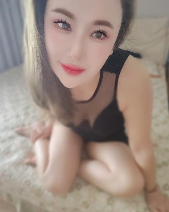 昆山丰满气质型美女