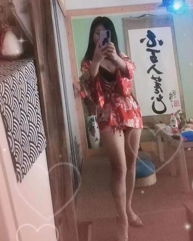 性感肤白骚少妇