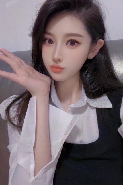 臀翘腰细悠悠老师