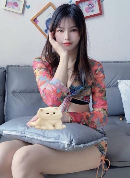 福田身材好腿长妹子