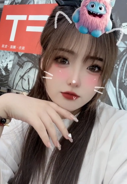 美甲兼职小姐姐