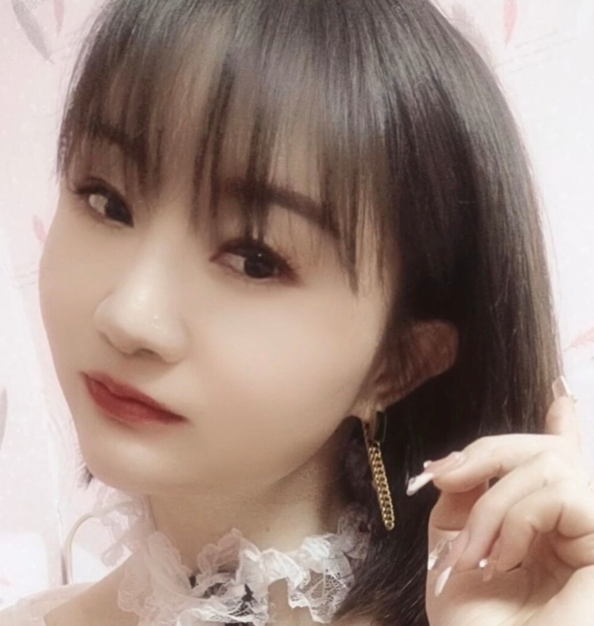 风韵犹存的少妇