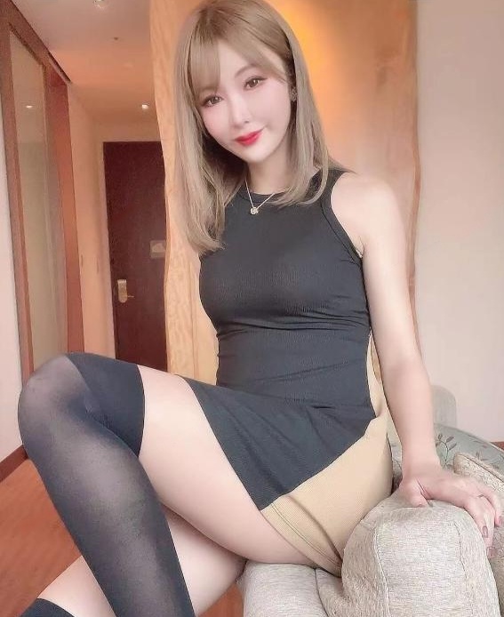 气质长舌熟妇