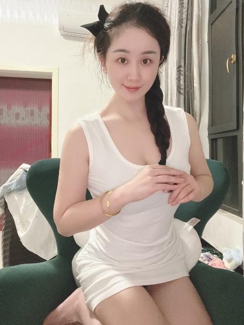 青浦温柔性感晴晴