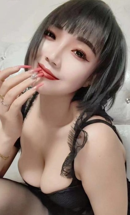 宝山足交女王调教