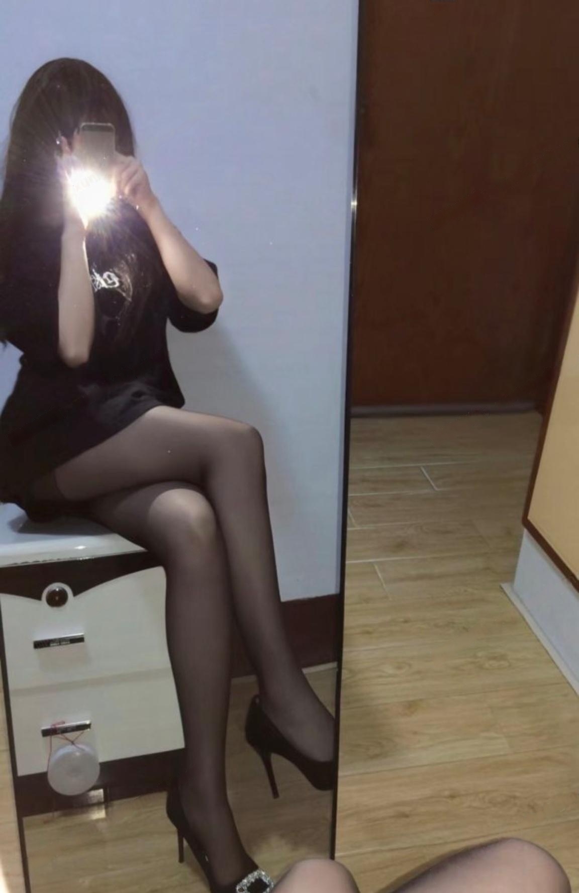 不错的嫩妹