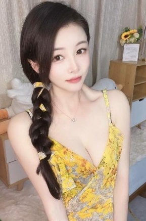 前凸后翘主动甜儿