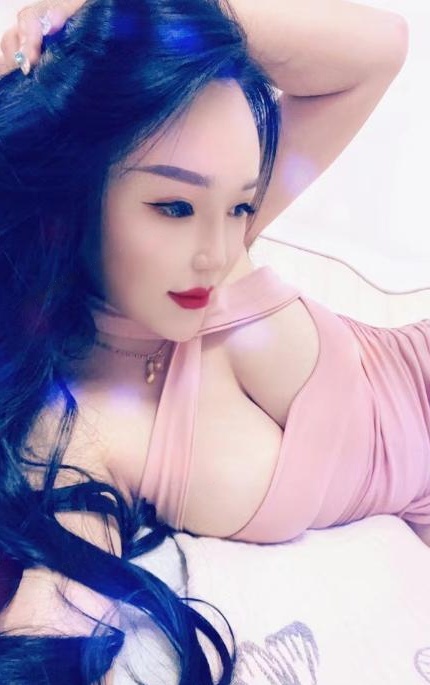 体验大胸服务系