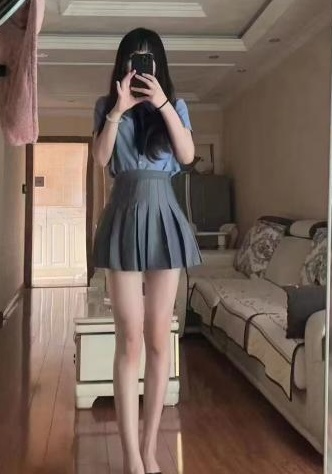 西门颜控依依