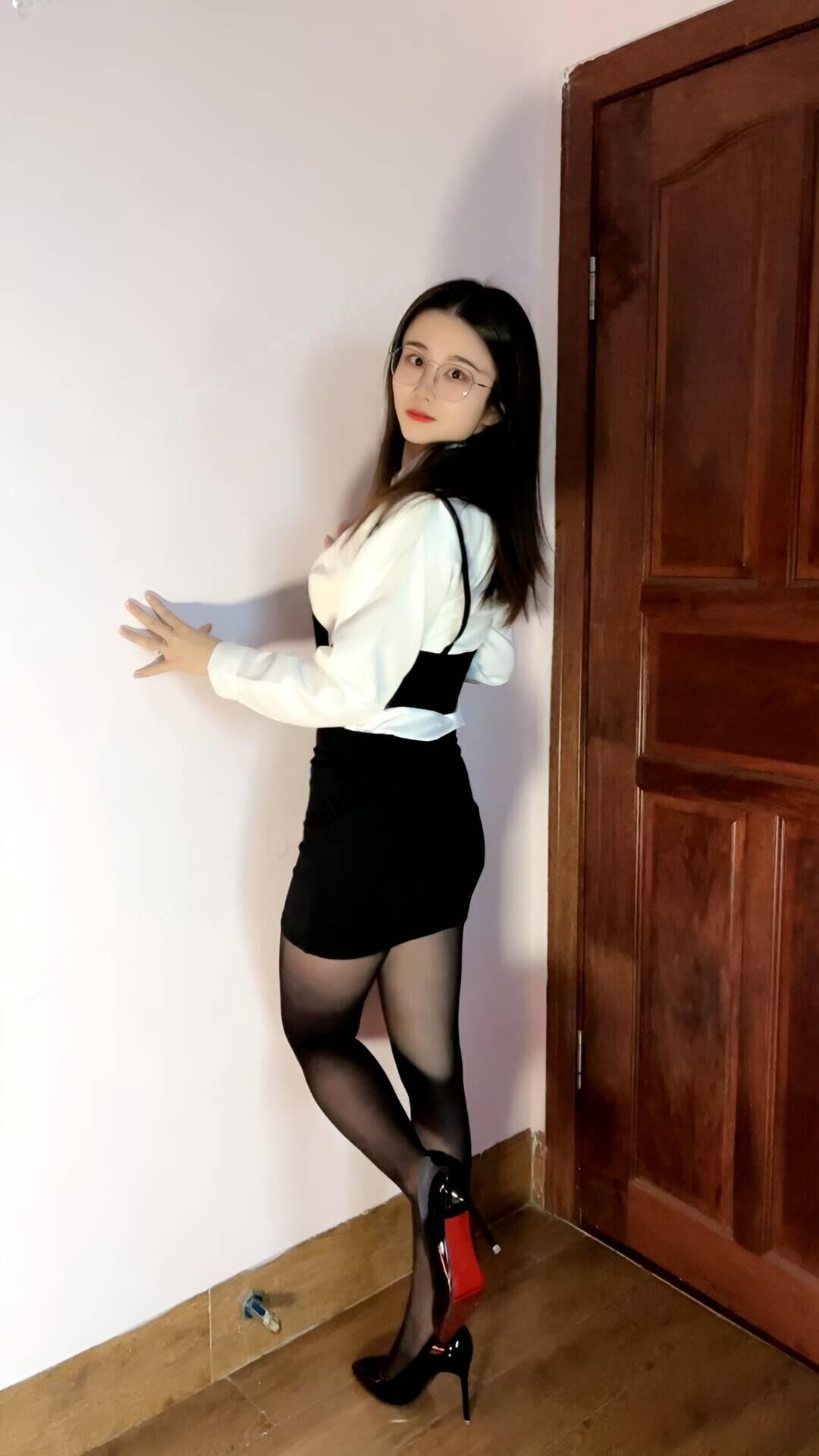 河东性价比喷射骚气御姐