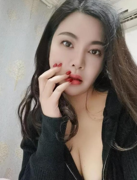 微笑御姐乐乐