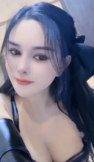 包河区美丽波女老师