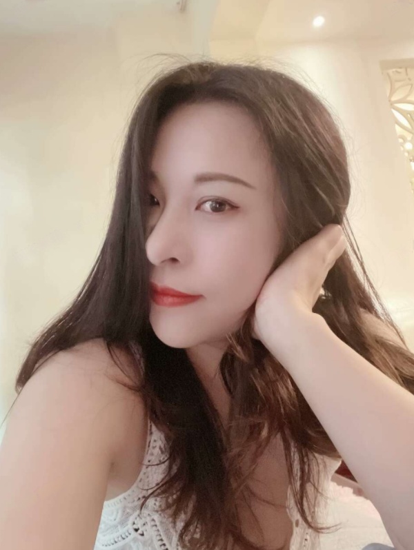 可以QT的御姐