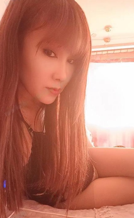 沿西街的熟女