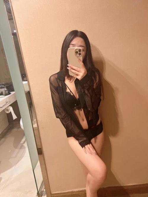 极品身材小美女服务