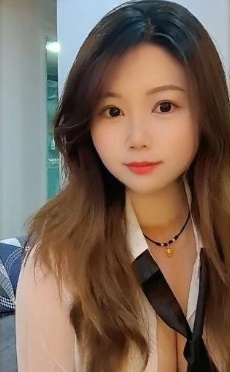 南门大胸蒙蒙