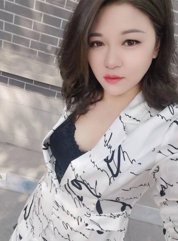 验证个FW不错的白领