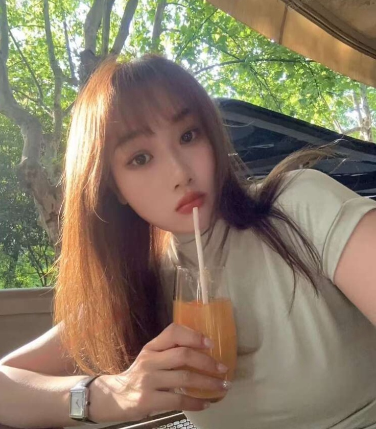 验证个颜值不错的lf