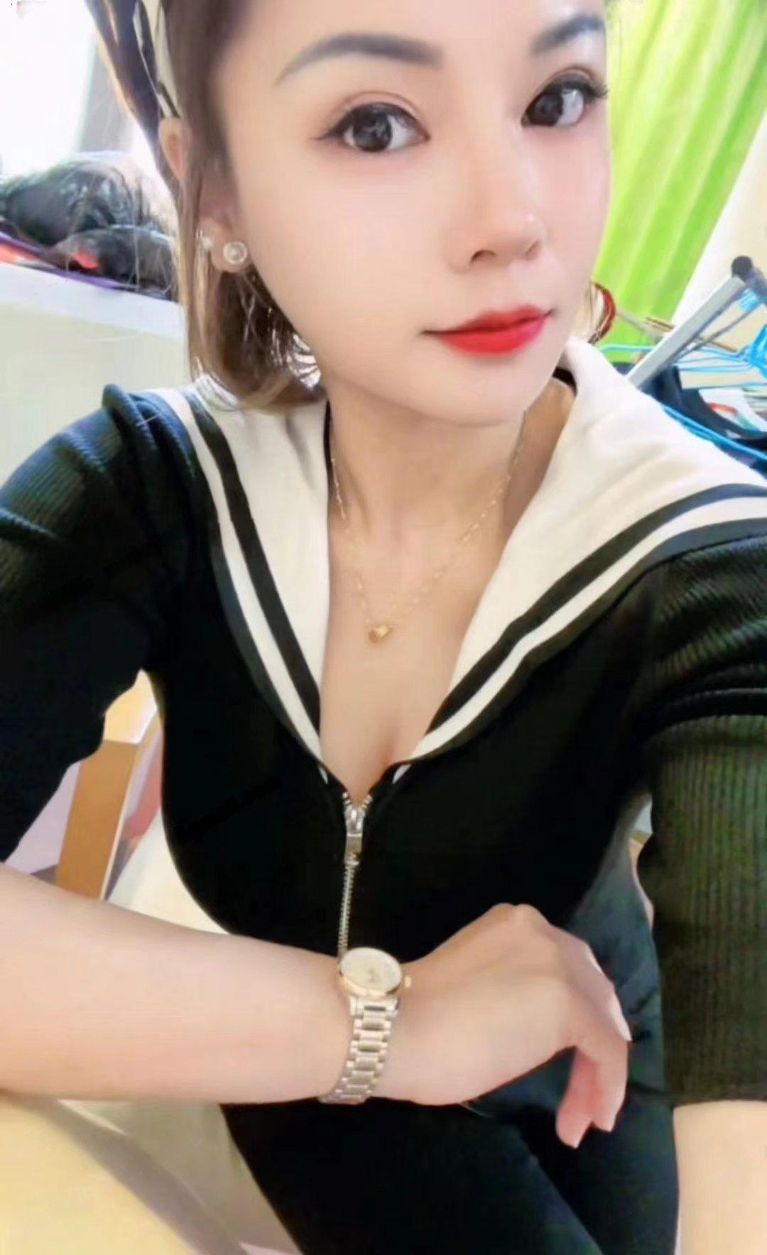 体验轻熟小少妇