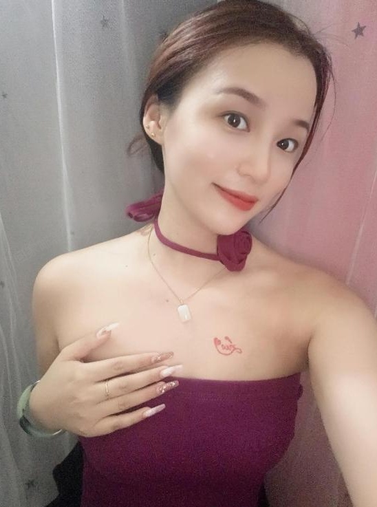 妩媚性感御姐