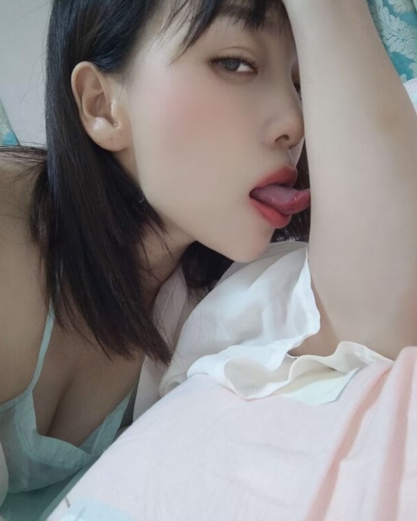 光谷青年城小白