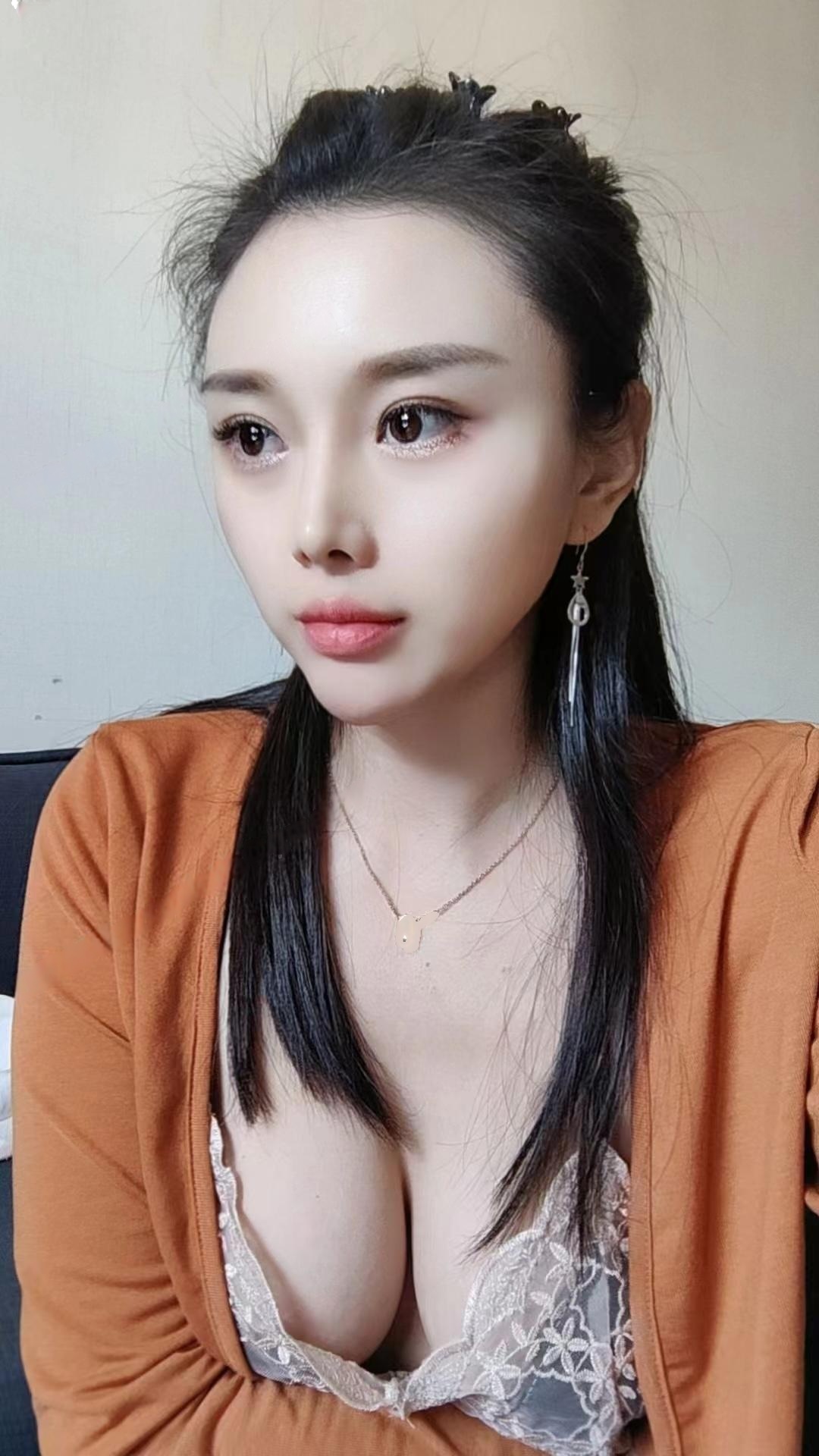 风骚剧情骚女友