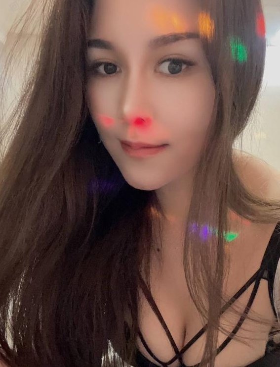 服务热情性感骚妹子