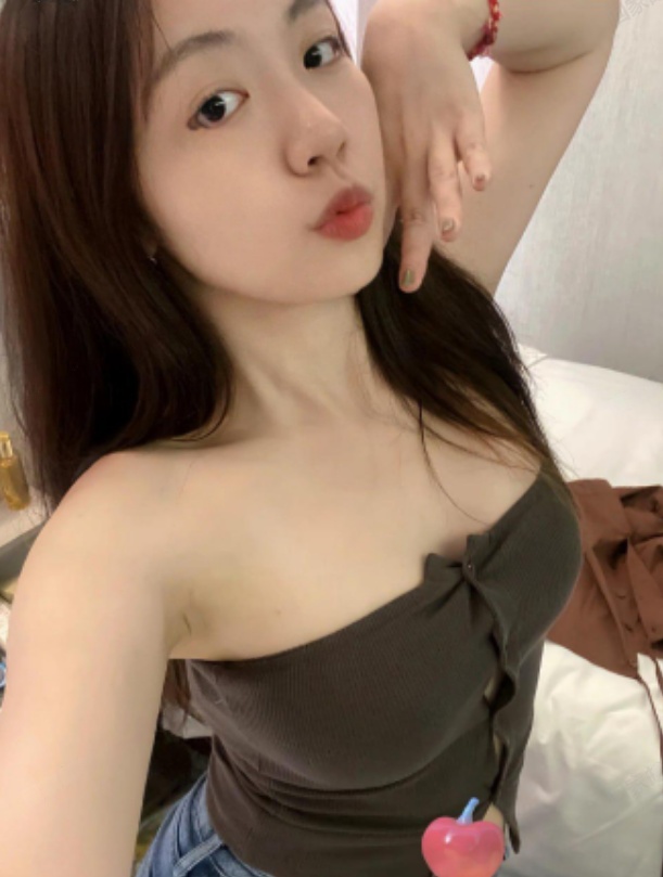 颜值过硬的妹妹