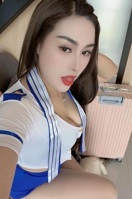 东莞舌吻可欣