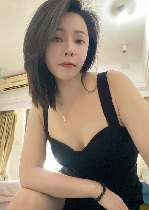 温柔服务系小少妇