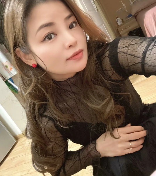 武昌轻熟女曼曼