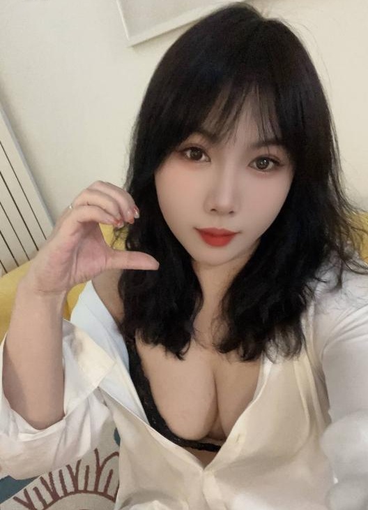 身材丰满服务好妹子