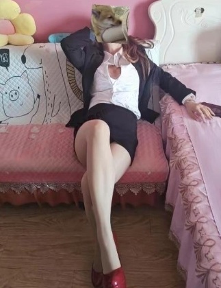 角色扮演的大奶骚货